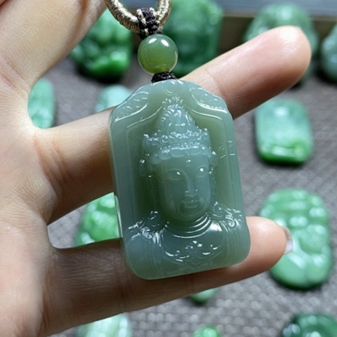 【闪购商品】颈饰未镶嵌和田玉