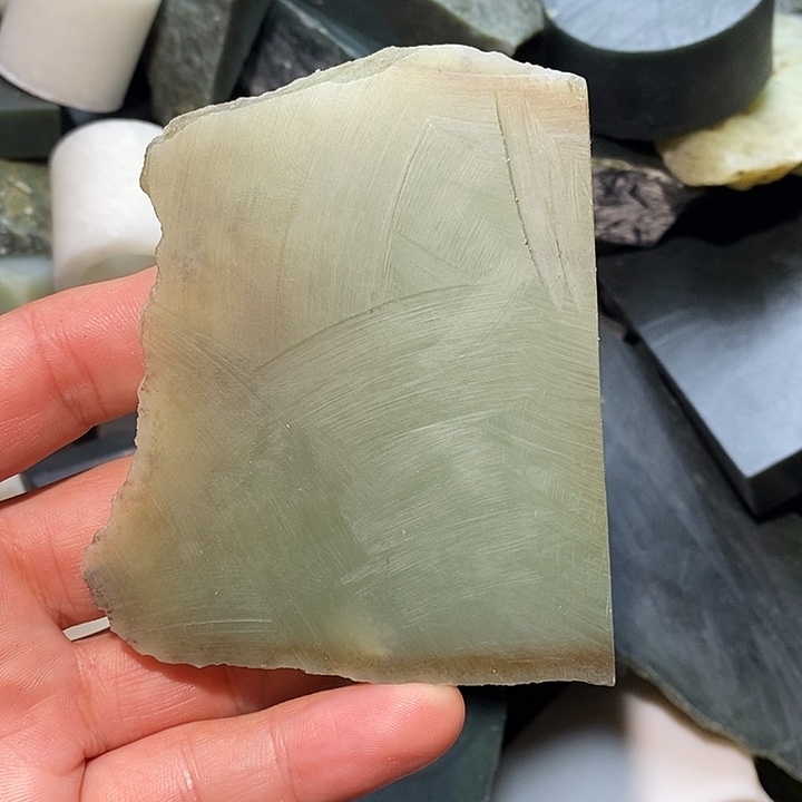 和田玉未镶嵌珠宝半成品