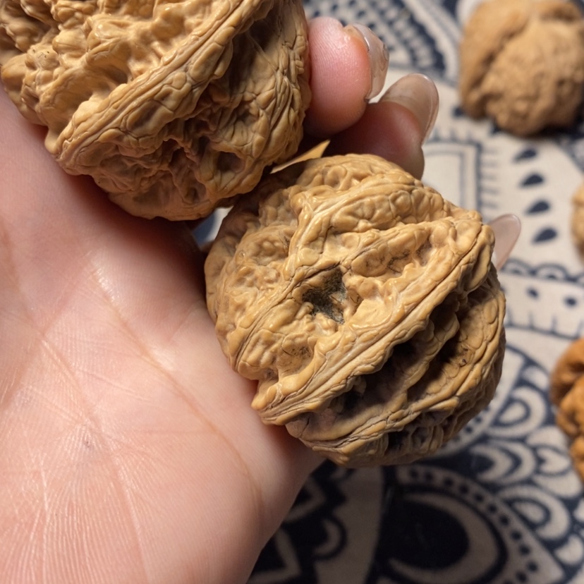 【闪购商品】文玩核桃吊坠漫**生粗筋 花