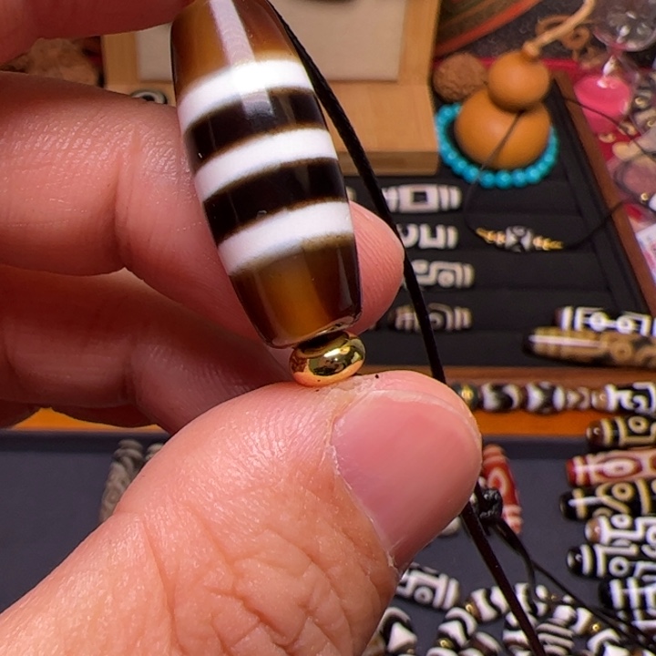 未镶嵌颈饰玛瑙/玉髓