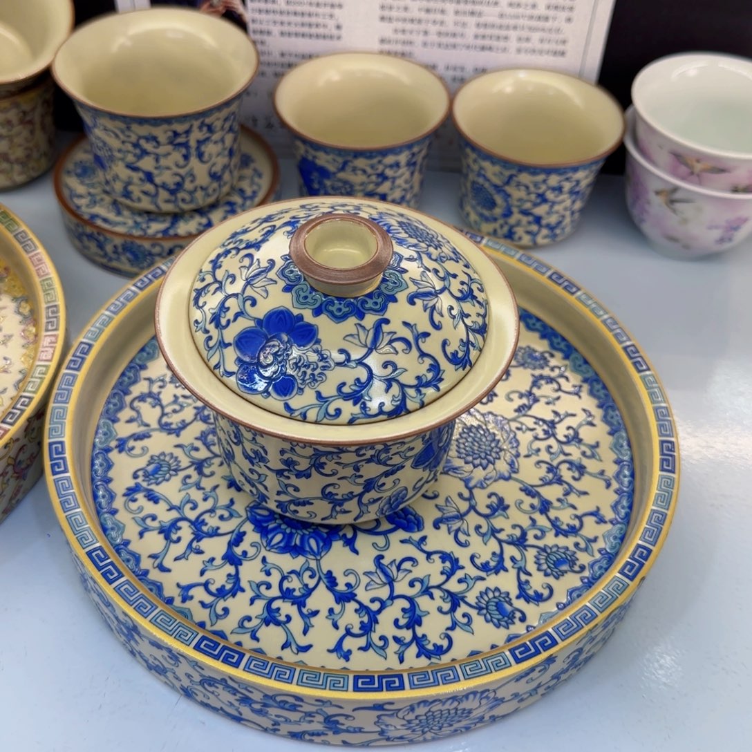 这些盖碗真好看！！！