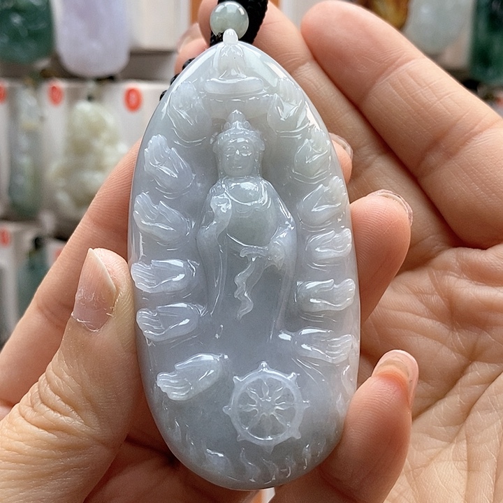 翡翠颈饰未镶嵌观音