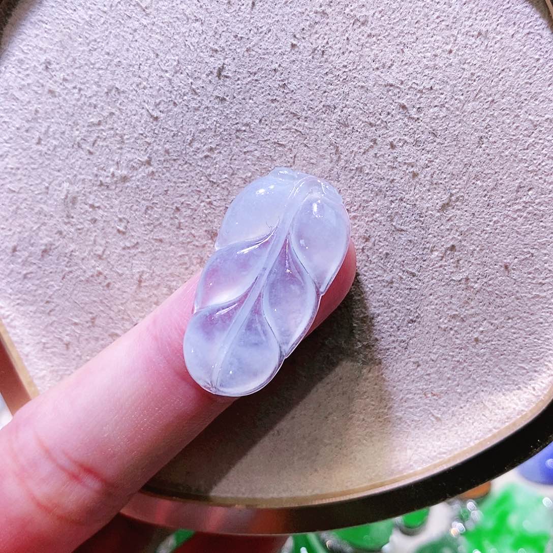 【闪购商品】翡翠挂件未镶嵌裸石