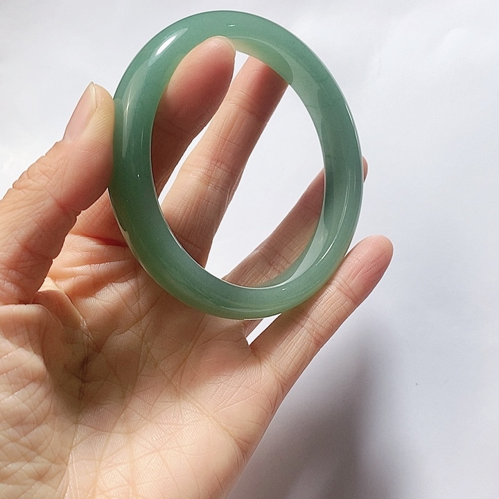 石英质玉手链未镶嵌琉*雪