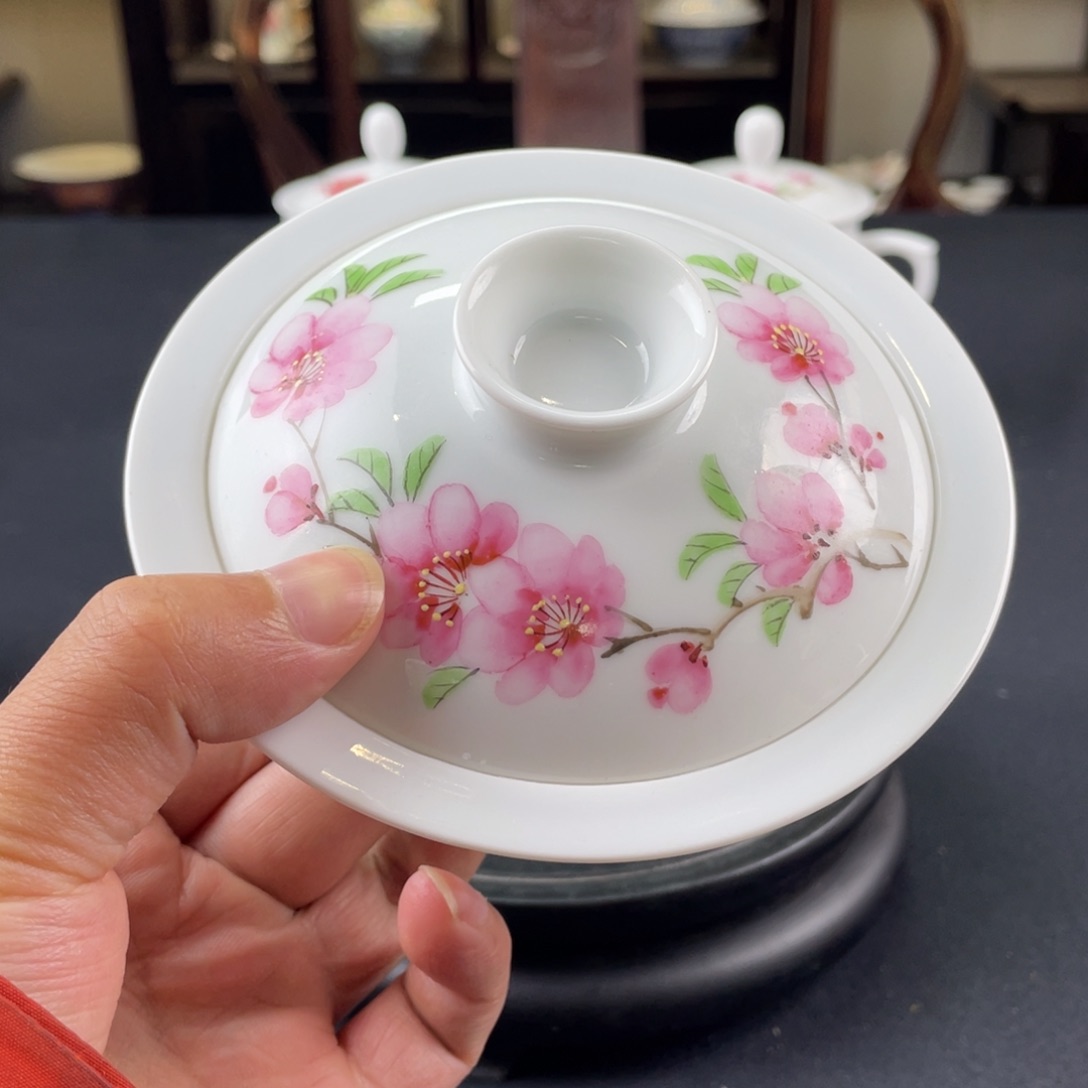 瓷片轻工业陶瓷研究所