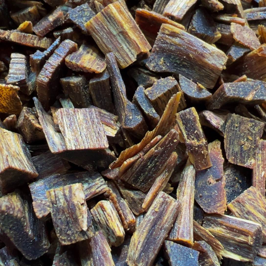 沉香手把件海南白奇沉水切珠料20克