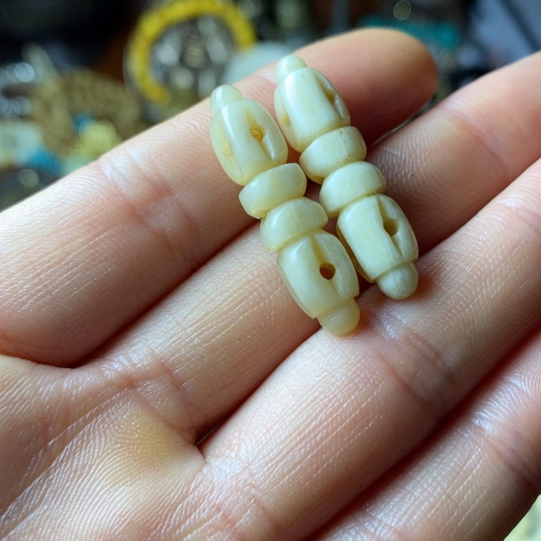 大叶紫檀（黑酸枝木类）