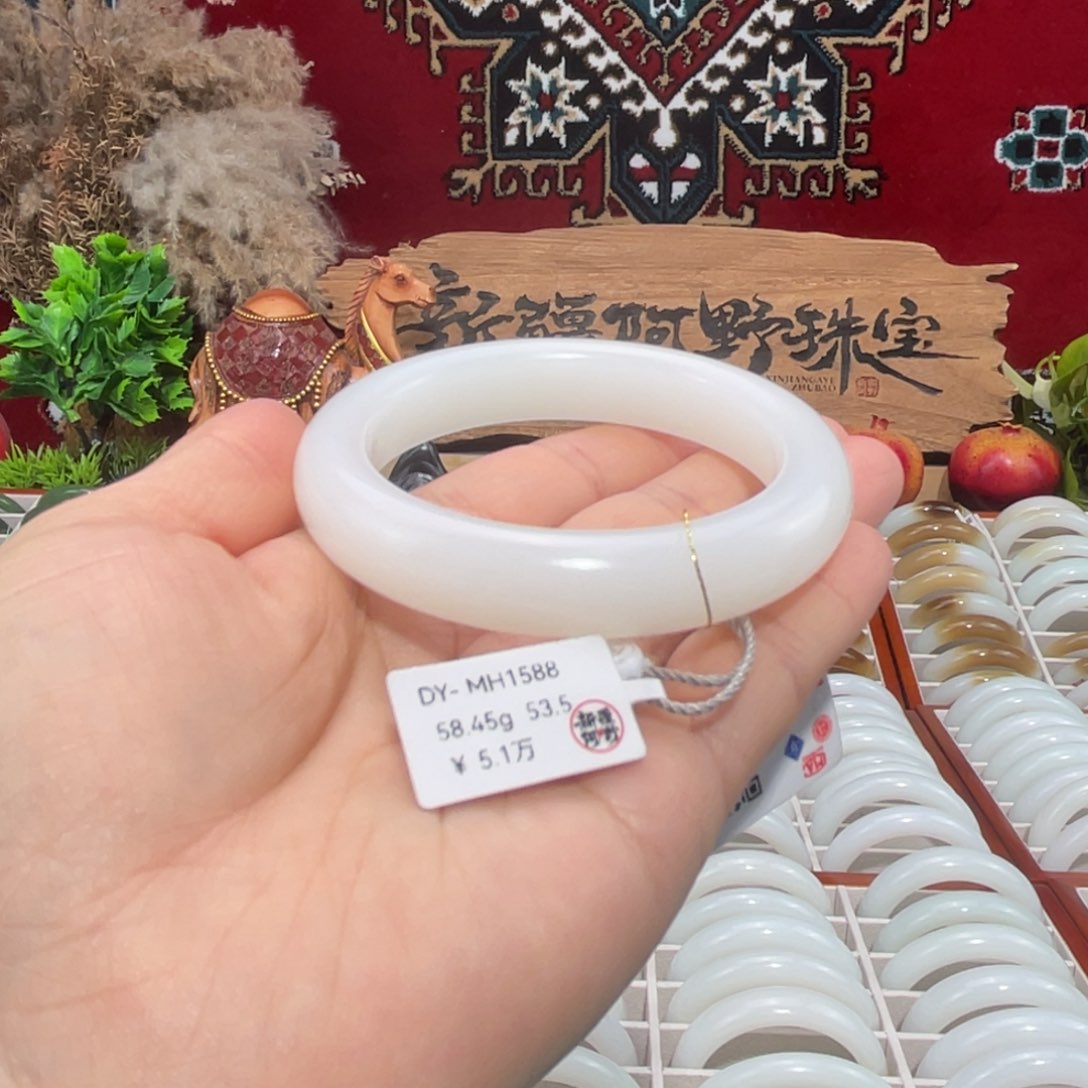 未镶嵌手镯和田玉天然羊脂玉老料