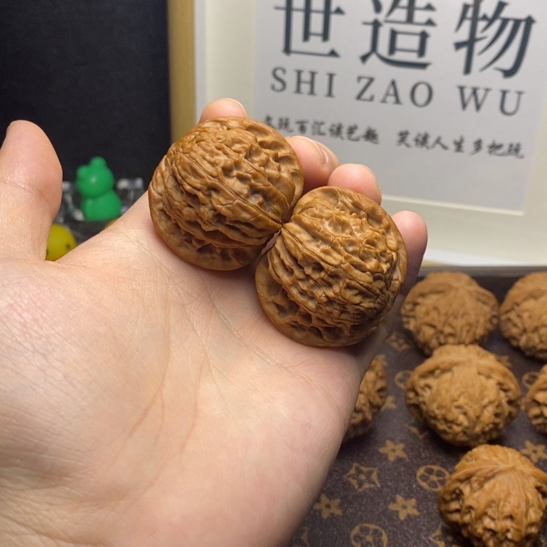 桃核把件涞水山地磨盘球磨