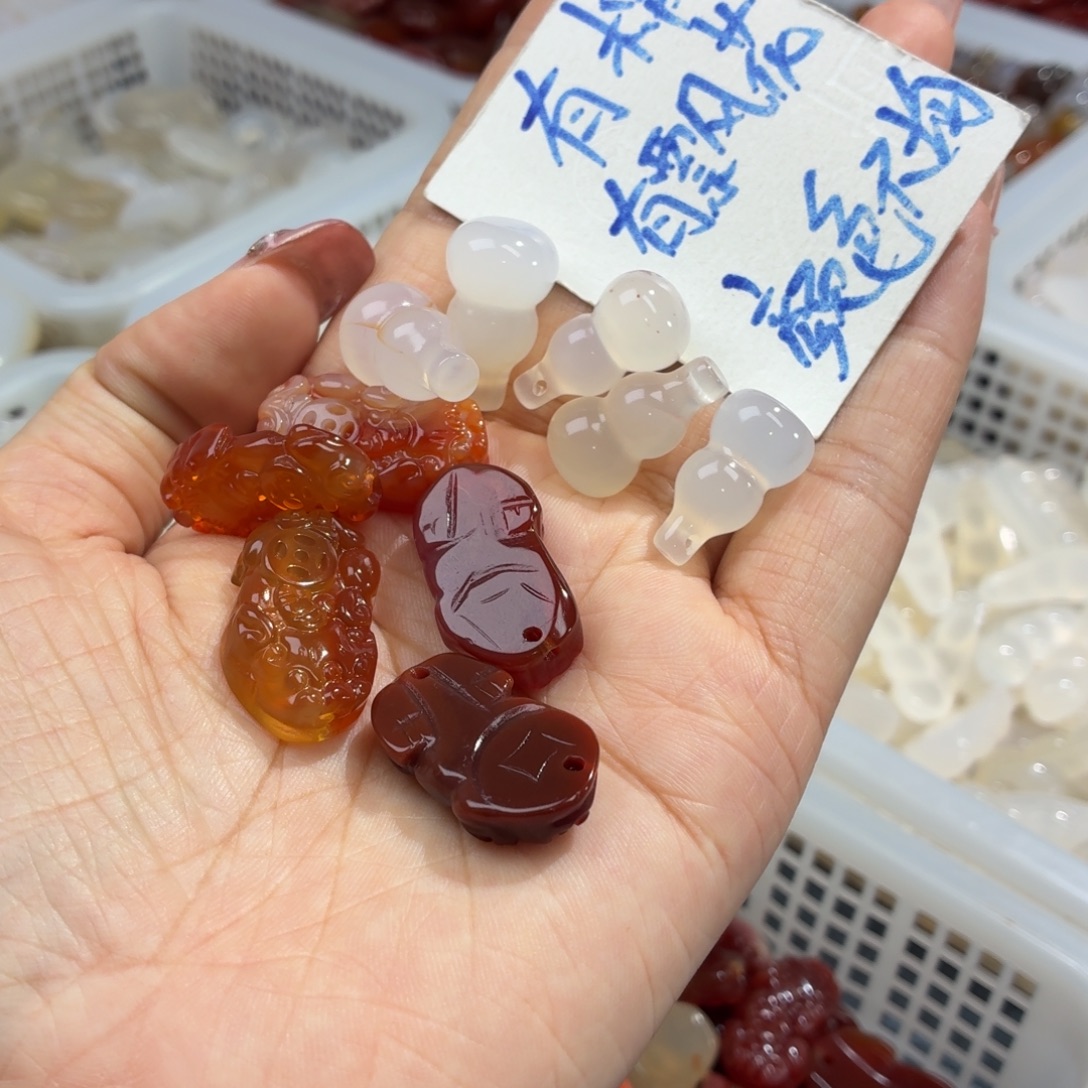 玛瑙/玉髓未镶嵌吊坠(不含链)