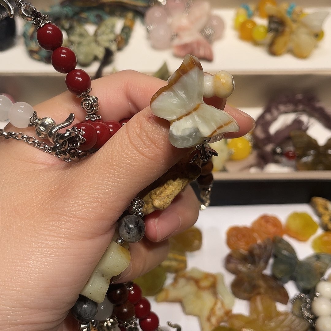 宸***˶蛇纹石玉合金颈饰