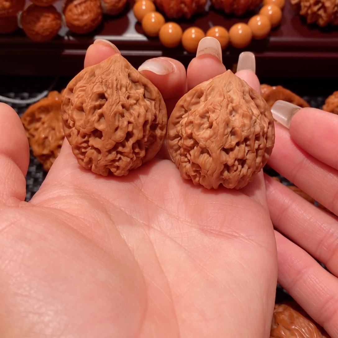 文玩核桃把件太龙