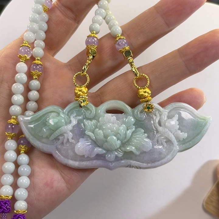 翡翠吊坠(赠链)未镶嵌代编织