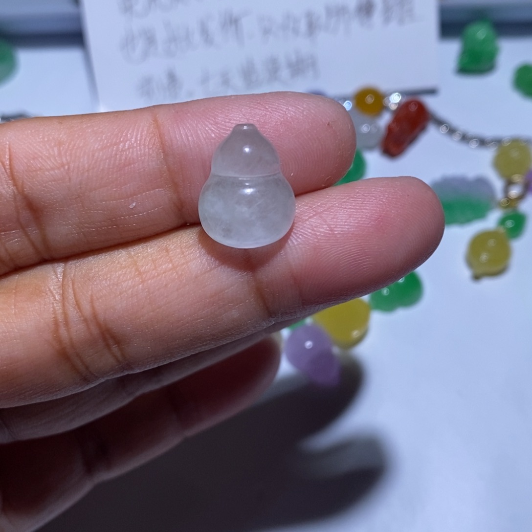 颈饰未镶嵌翡翠芯*