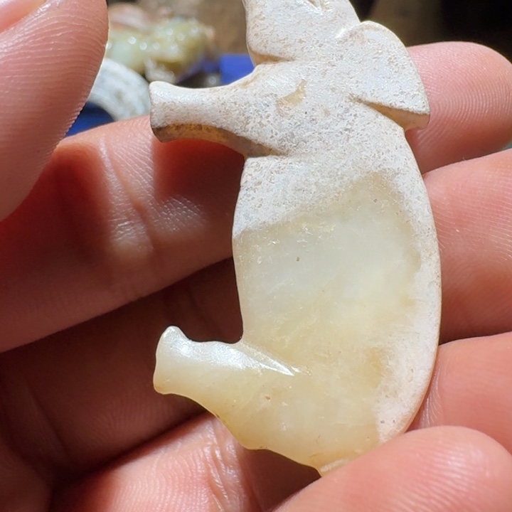 和田玉（糖玉）颈饰未镶嵌昆**水