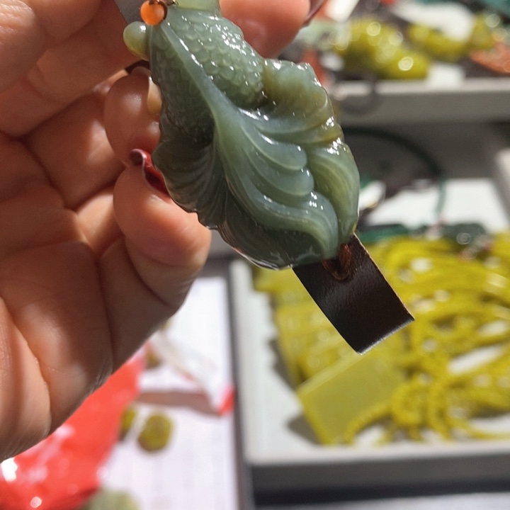 岫玉毛衣链未镶嵌