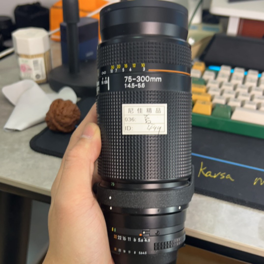 9新 Nikon/尼康 Canon/佳能 - 卡口 二手单反相机/镜头（无配件）