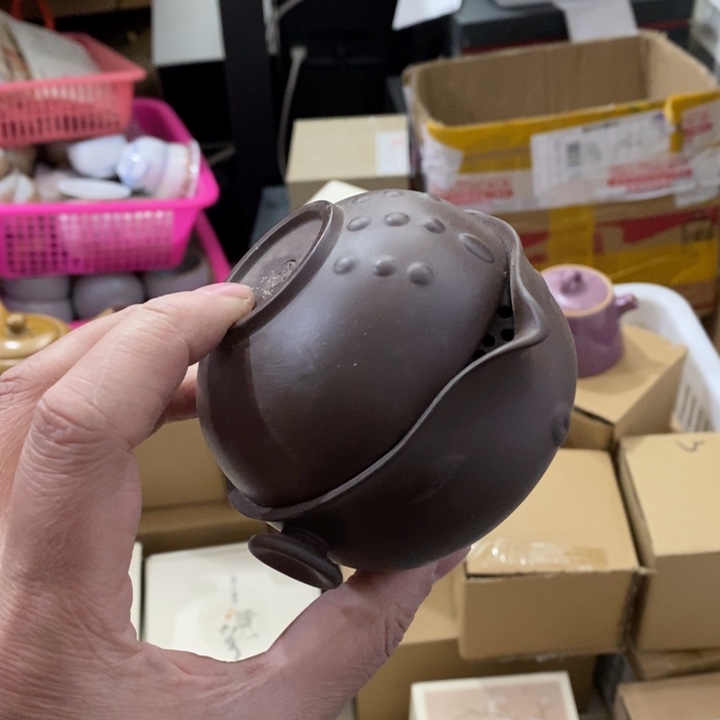 陶瓷艺术品及陶瓷壶