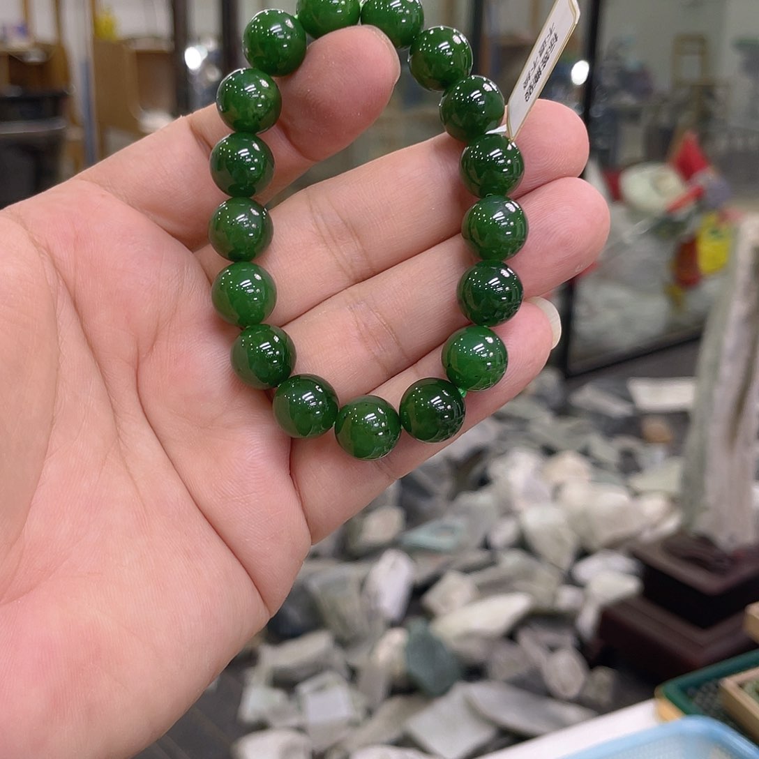 手串未镶嵌和田玉（碧玉）