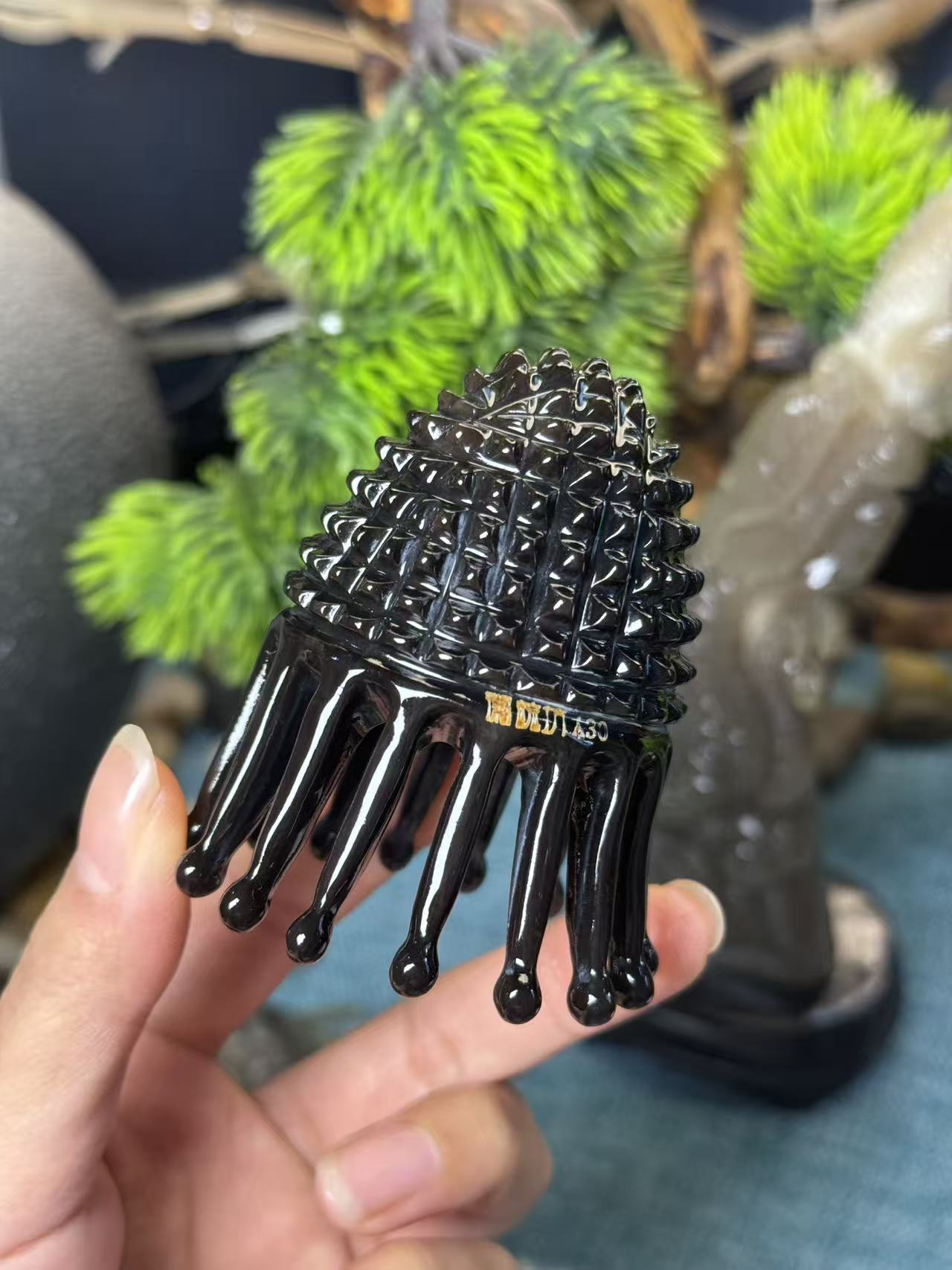 板娘专享 白水牛角黑金刚钻石元灸头盔龟-599