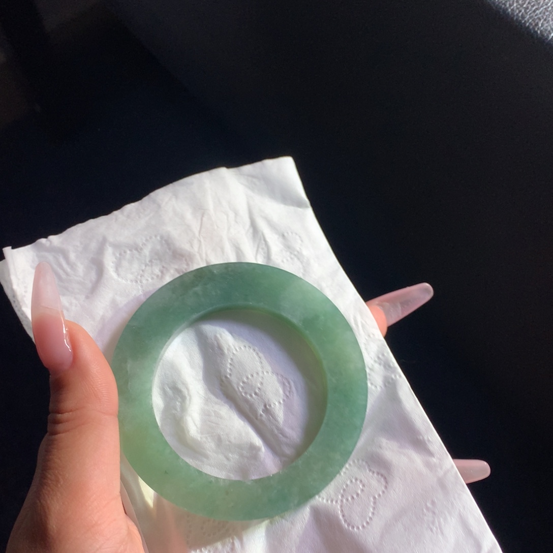 定制翡翠未镶嵌手镯