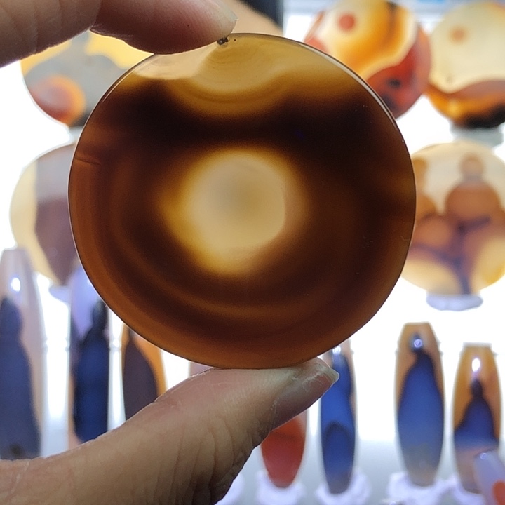 玛瑙/玉髓未镶嵌珠宝半成品67霞