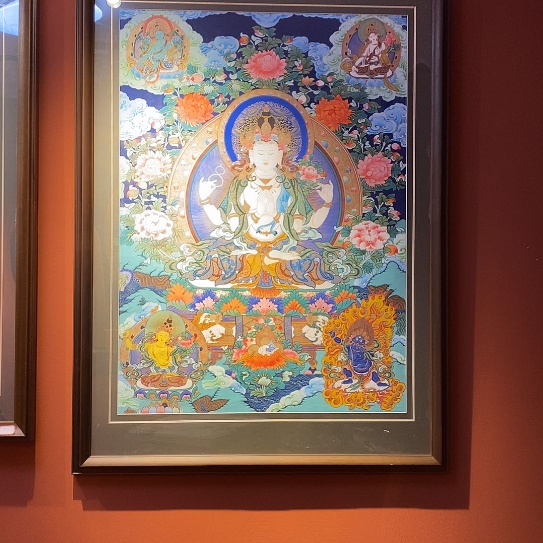 卷轴画下**澡纯手绘青海四臂观音唐卡