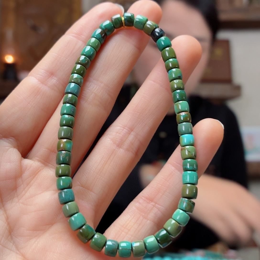 未镶嵌绿松石珠宝奇石