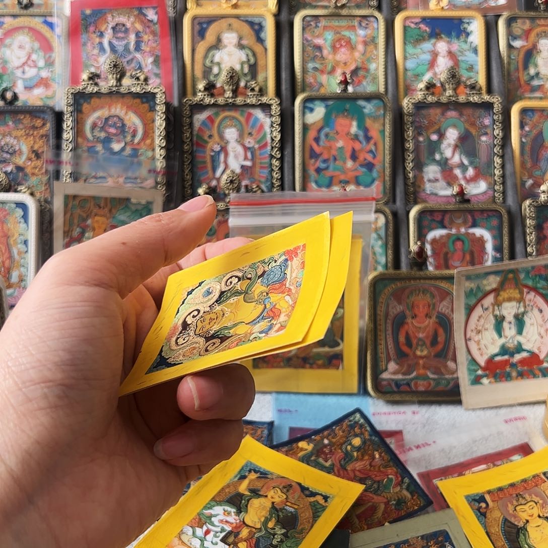 装裱画河***芮西藏唐卡，，，，，，，，，