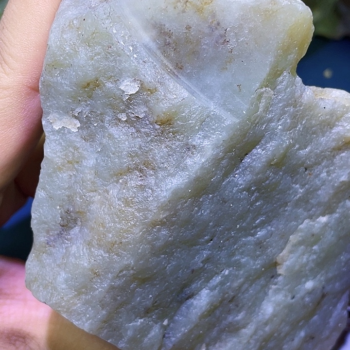未镶嵌和田玉（糖玉）珠宝半成品