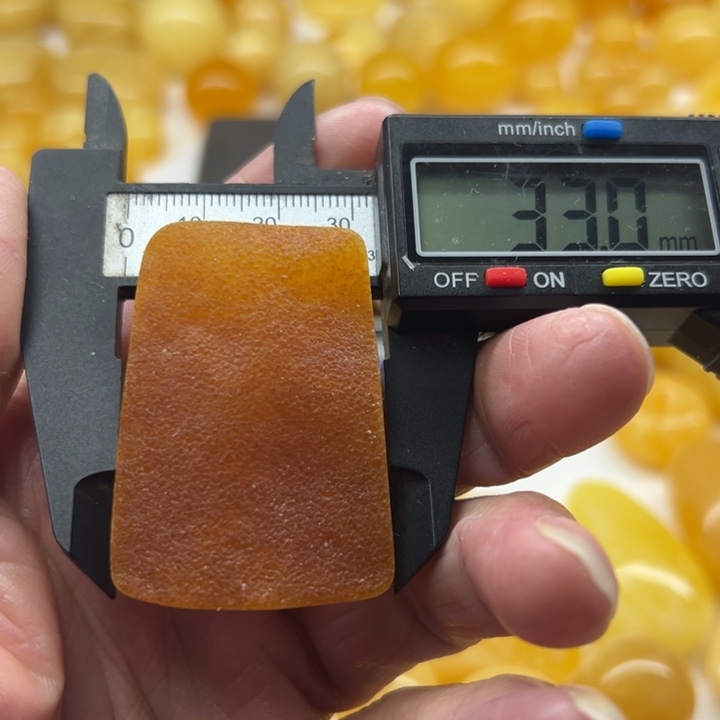 琥珀（矿物珀）未镶嵌裸石