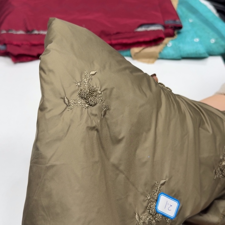 无纺布2.1米羽绒服面料