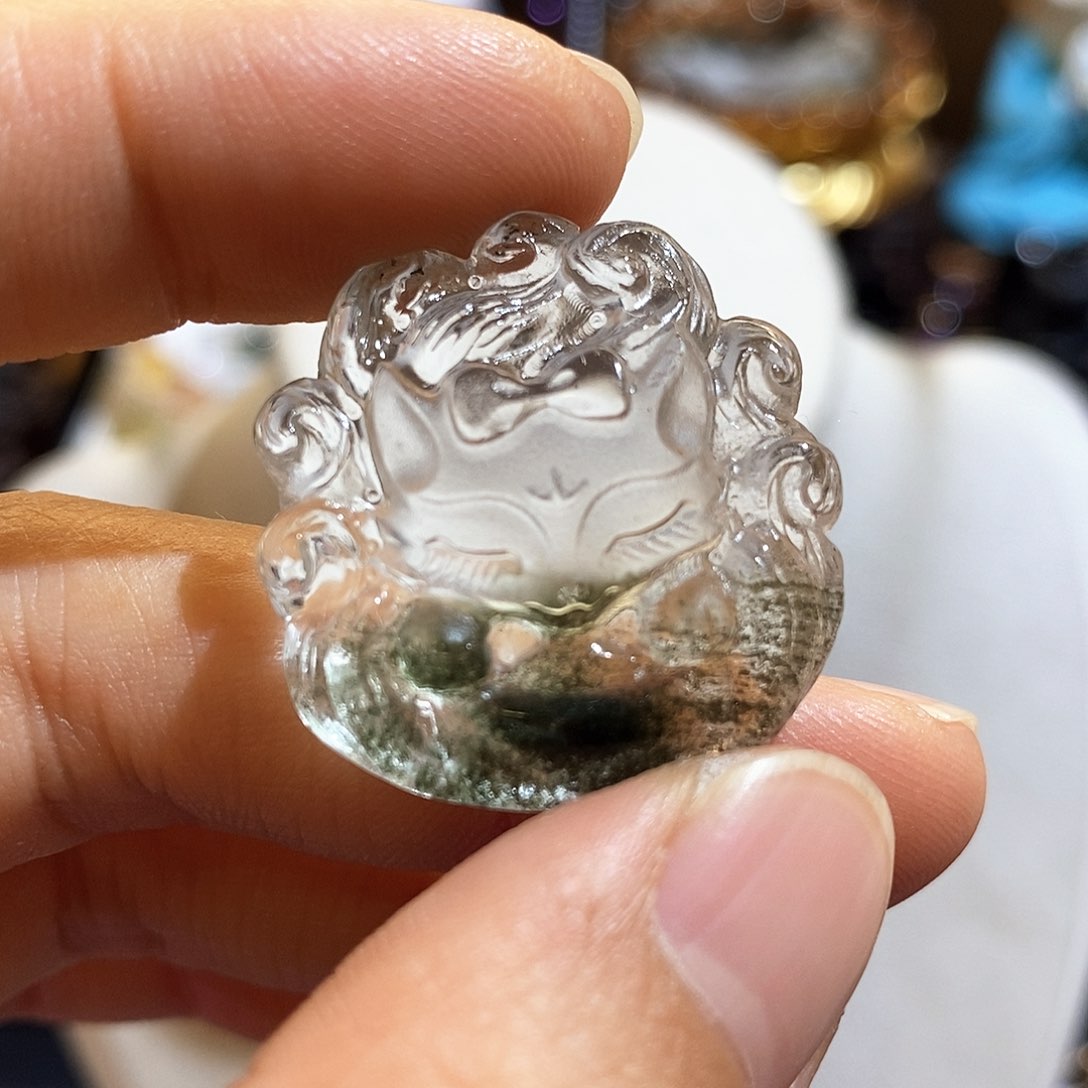 未镶嵌颈饰水晶C****·吊坠