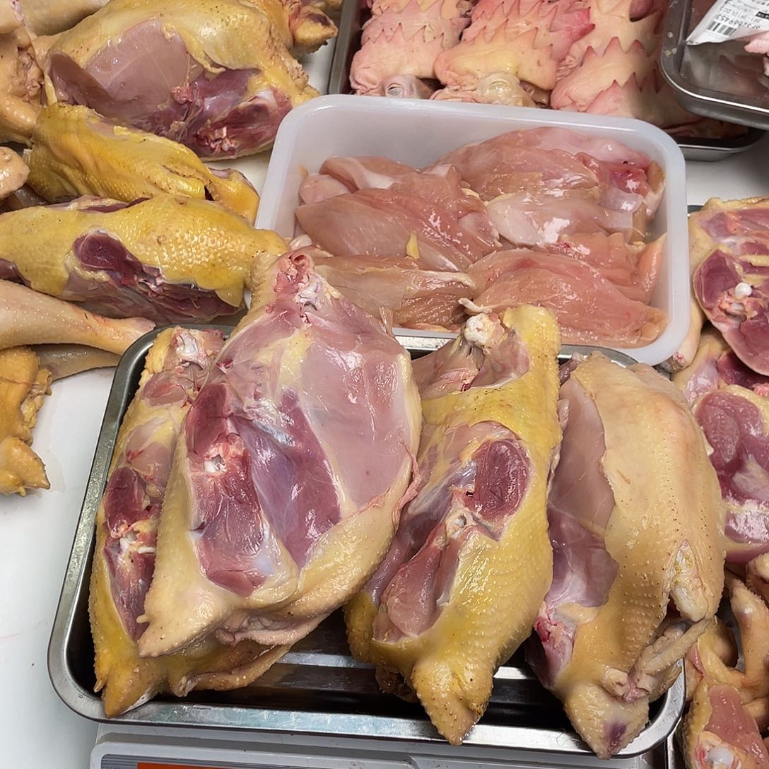 3食用农产品鸡肉架 8.47斤
