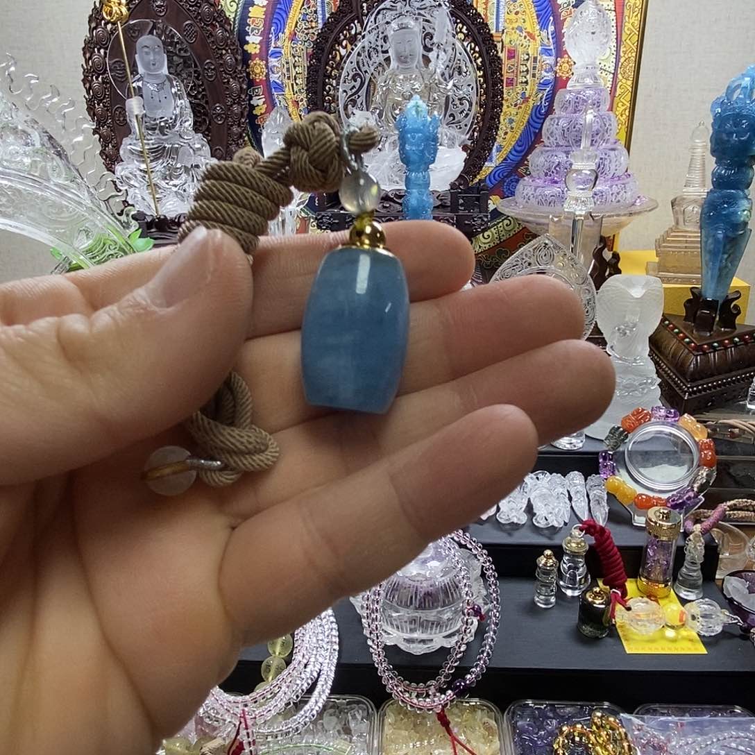 水晶手链未镶嵌海蓝宝嘎乌盒