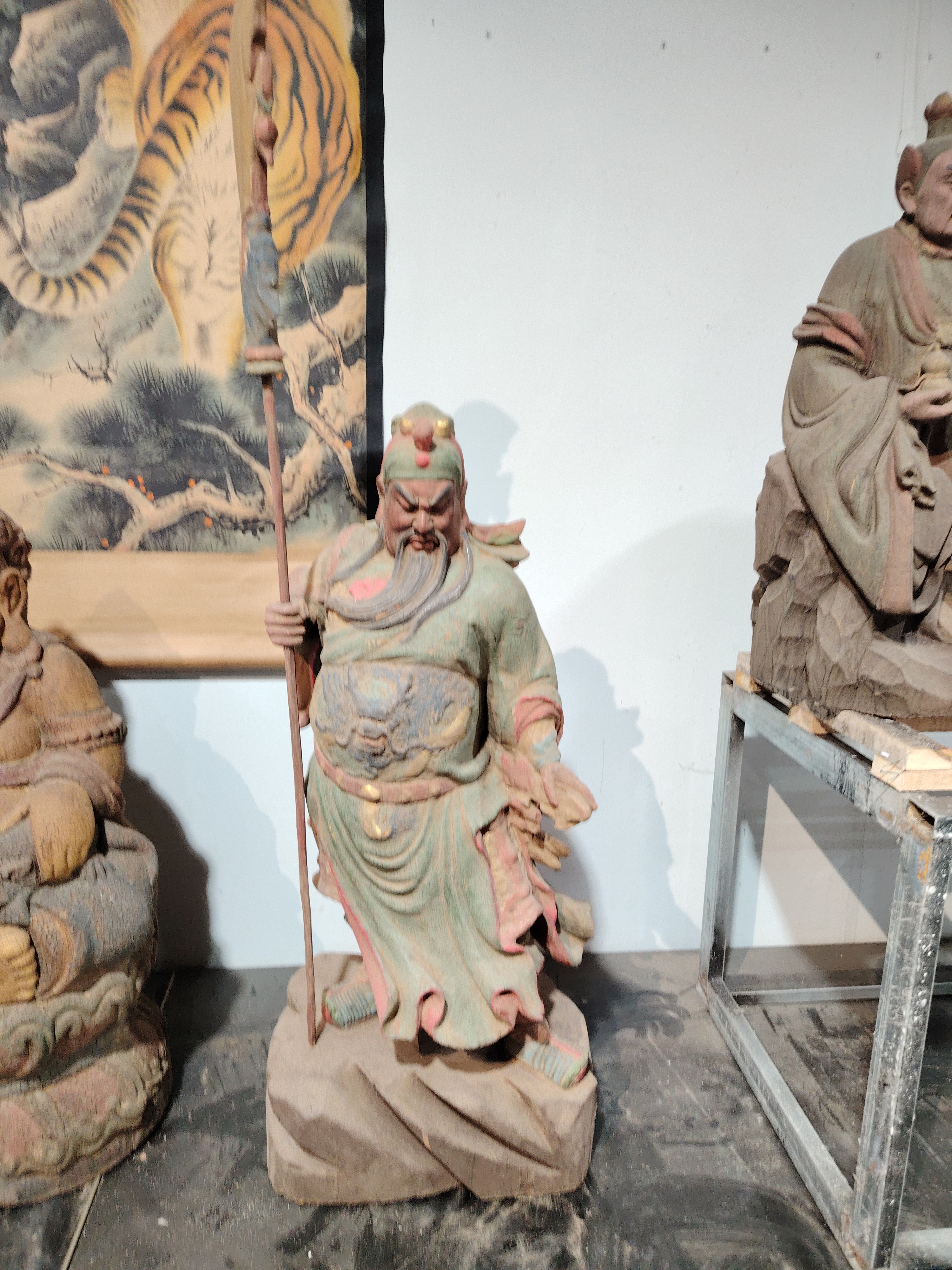 楠木彩绘人物像大型高75厘米