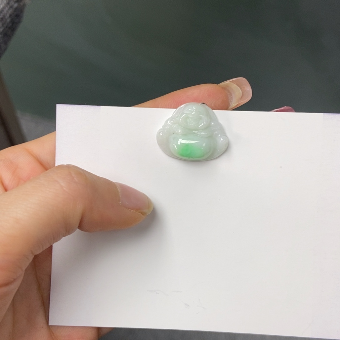 翡翠颈饰未镶嵌天然翡翠