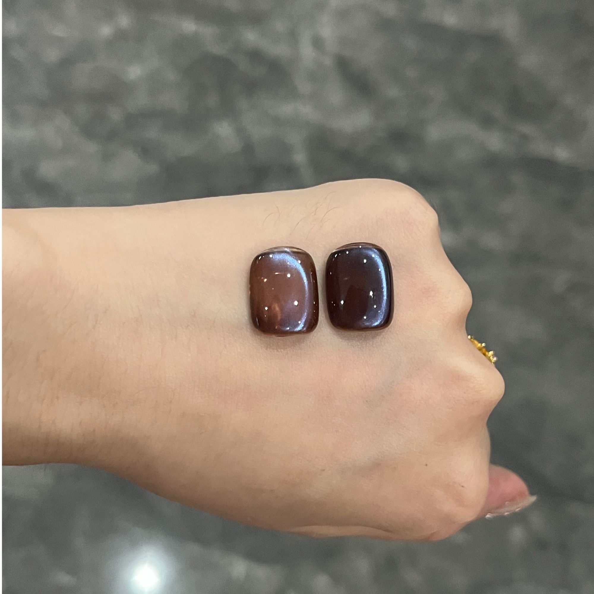 【娜娜专属】新品琥珀棕底紫光炫彩玻璃珠碟影猫眼胶