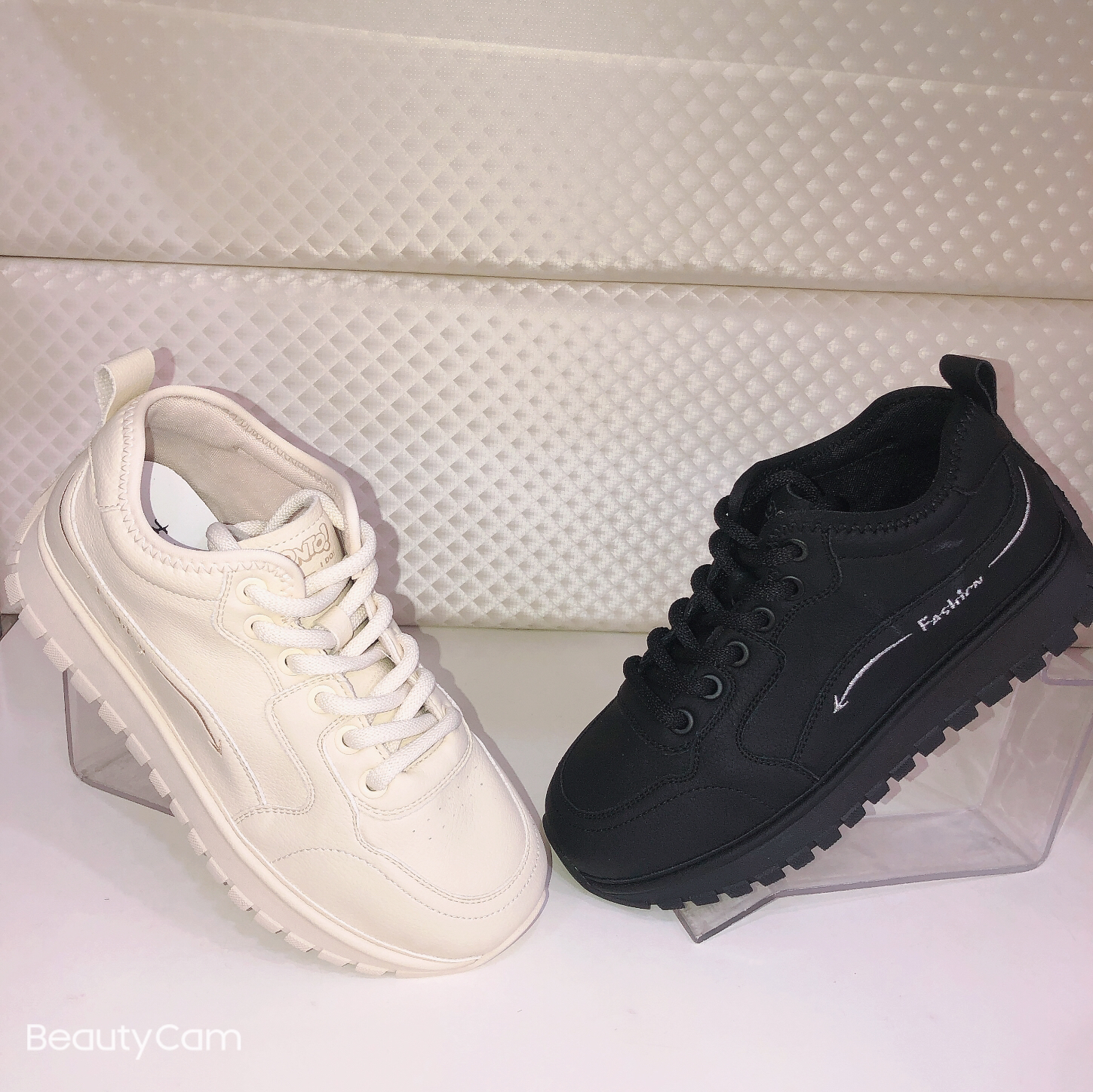 经典百搭妈妈鞋舒适防滑运动鞋春季单