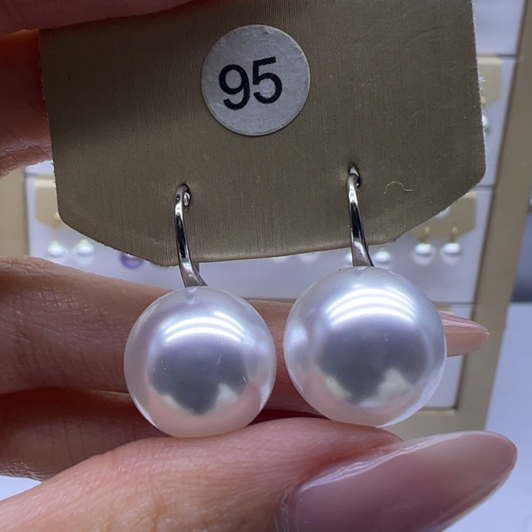 耳饰淡水珍珠未镶嵌