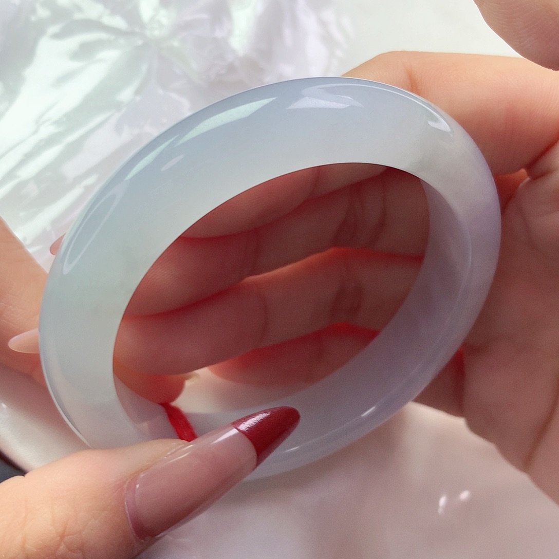 【闪购商品】翡翠手镯未镶嵌a 13010