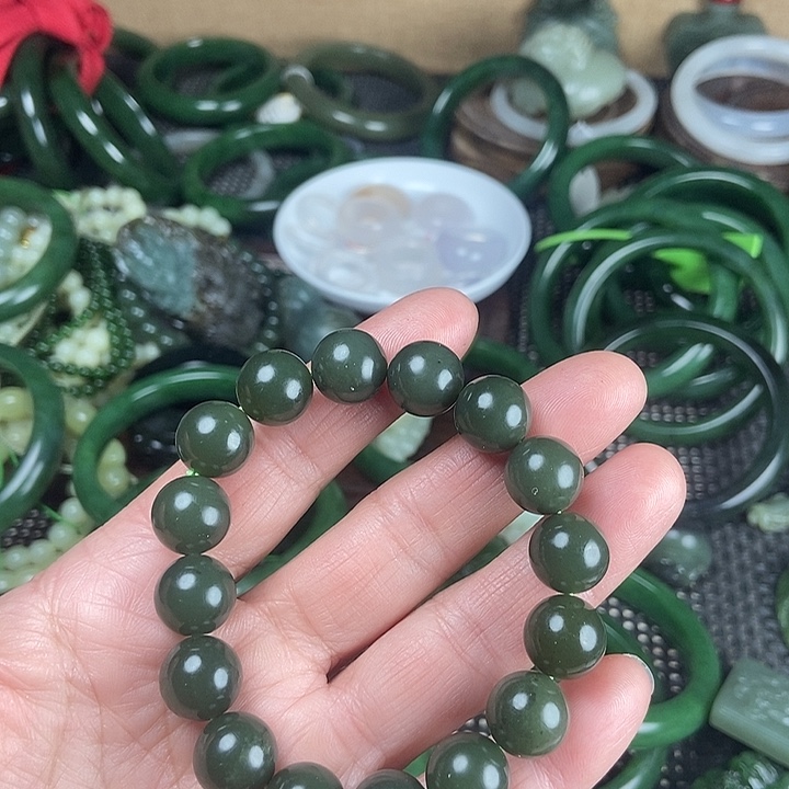 和田玉未镶嵌手链