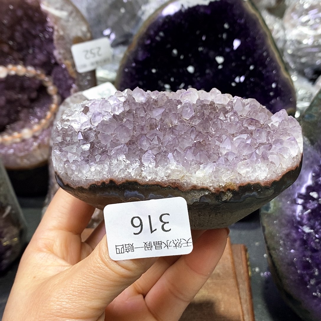 水晶大型摆件（非配饰）未镶嵌