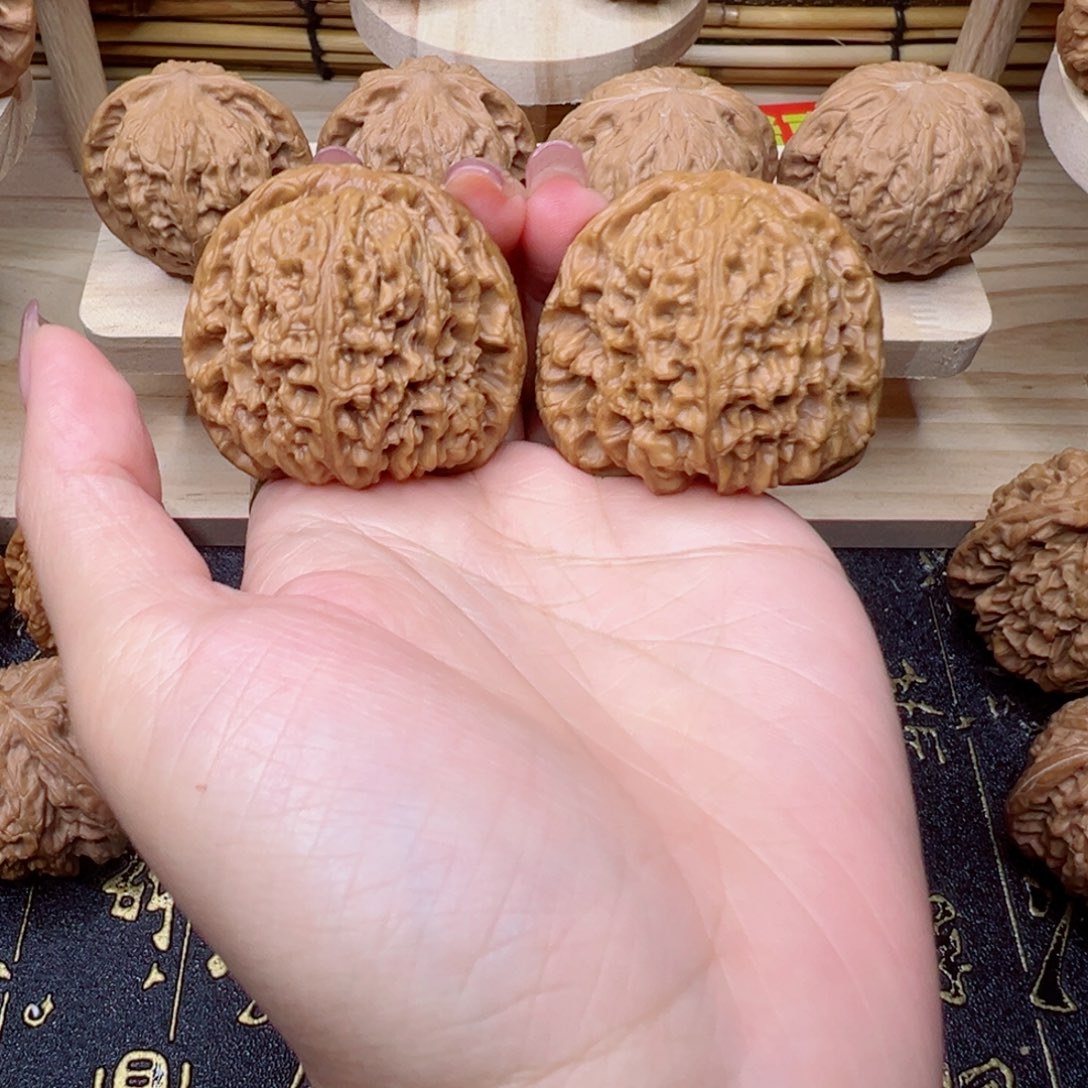 桃核吊坠南疆43手把件