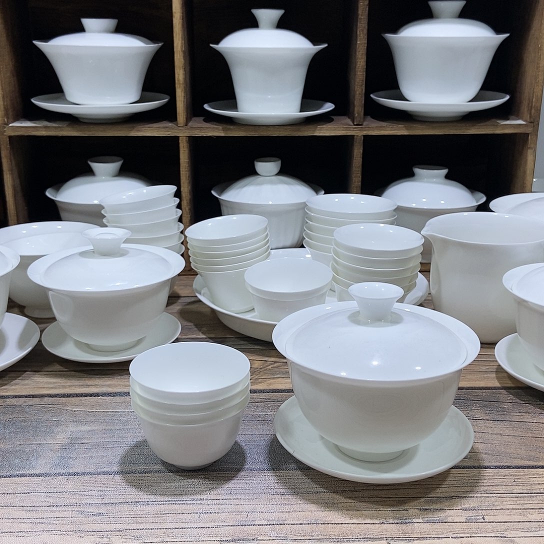 淡***名骨瓷反口盖碗130ml+4玉兰杯35ml