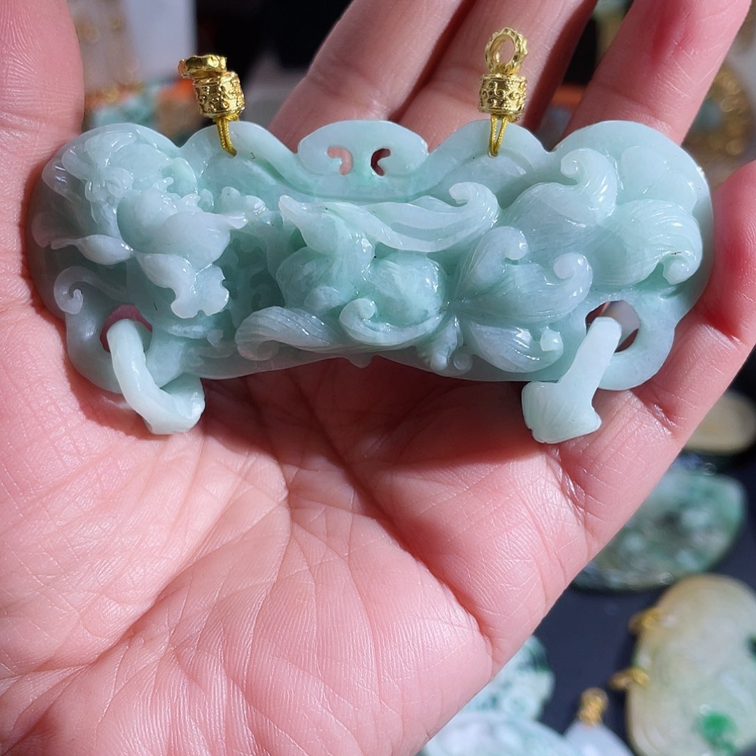 翡翠吊坠(赠链)未镶嵌翡翠双拉环狐锁