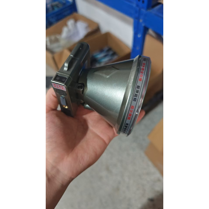 【微瑕】XJ315【聚合物8000毫安】续航12小时强光远射千米铝光杯头灯