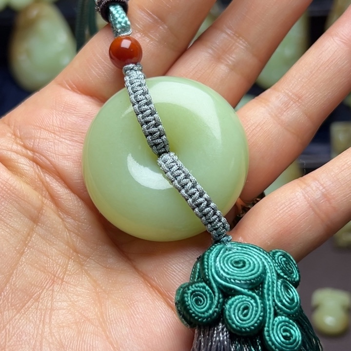 用***5岫岩老玉（透闪石质玉）未镶嵌挂件