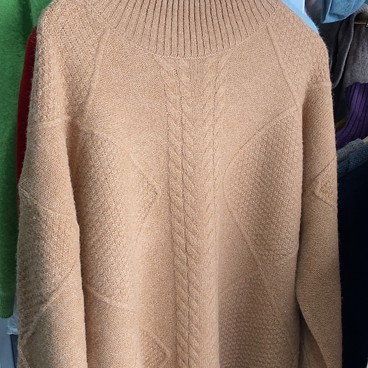 绒毛混纺双股加厚麻花大毛衣颜色随机