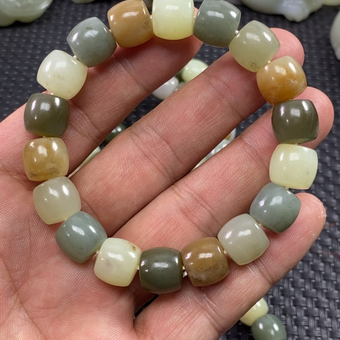 和田玉手链未镶嵌